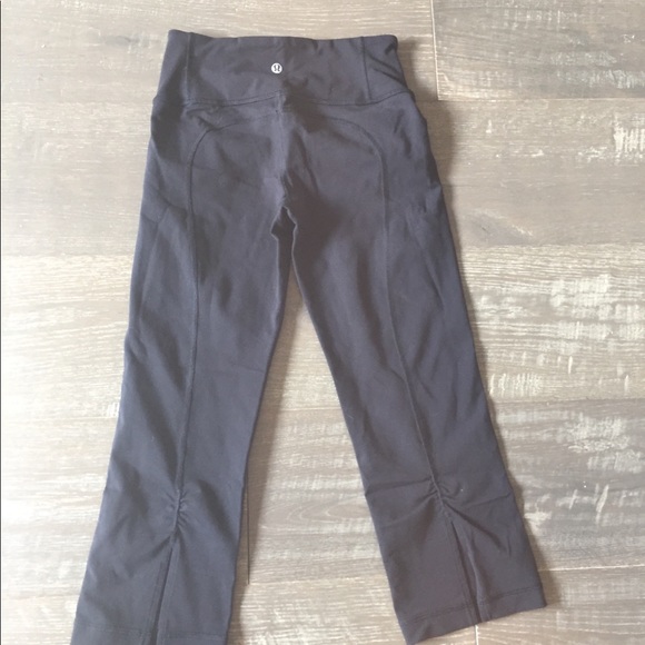 Lululemon Black Capri. Make an offer - Picture 6 of 6